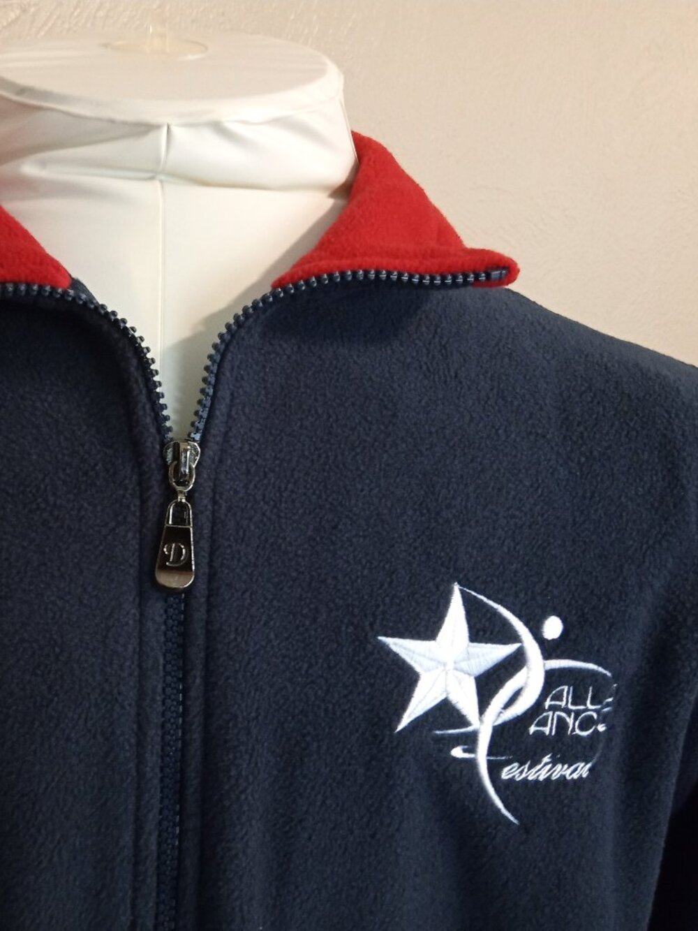 Vintage "Dallas Dance Festival" Dance Event Embroidered Fleece Jacket